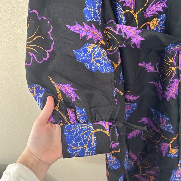 NWT BAUM UND PFERDGARTEN Aradin Dress in Black Ginkgo Floral Black Loose Size 36 - Picture 9 of 14